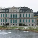 Schoene In Ruhiger Gegend