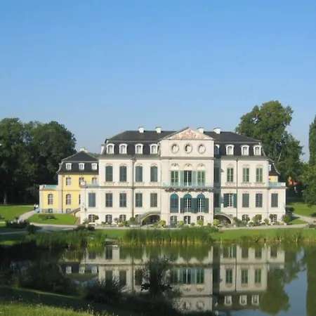 Schoene In Ruhiger Gegend Calden