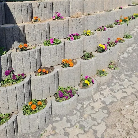 Schoene In Ruhiger Gegend * Calden