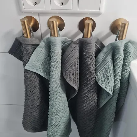 Schoene In Ruhiger Gegend Apartamento *